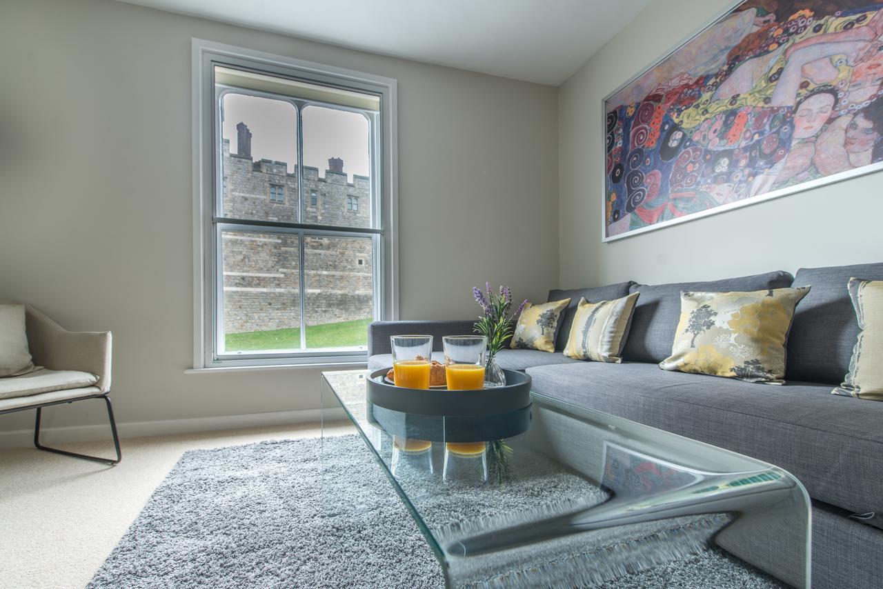 Central Windsor Apartment Facing The Castle Eksteriør bilde