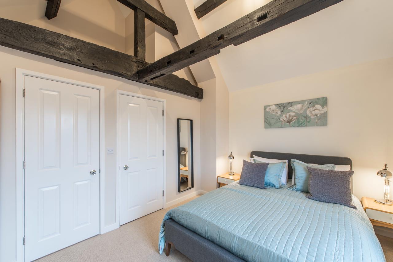 Central Windsor Apartment Facing The Castle Eksteriør bilde